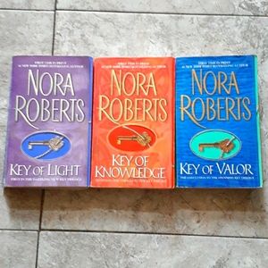 Nora Roberts key of light series set book set